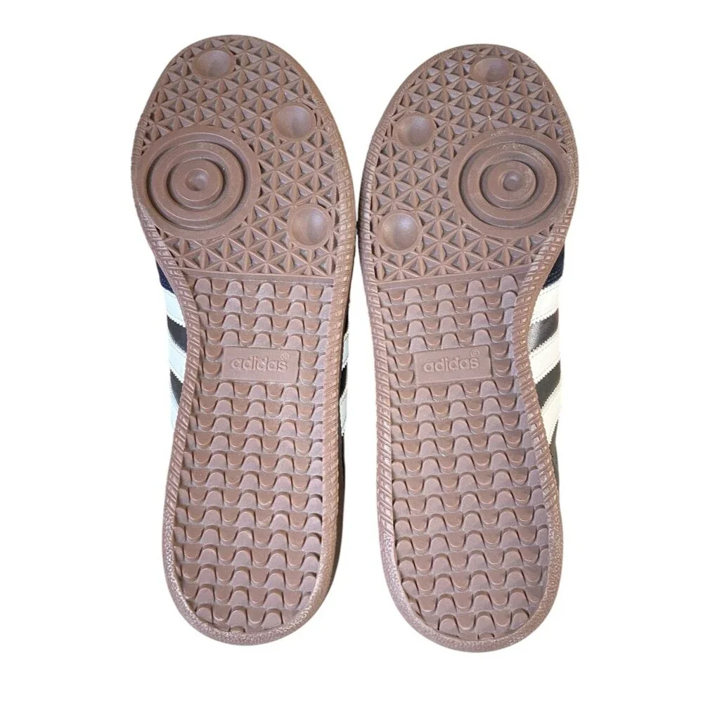 Adidas Samba Indoor Soccer Shoes Athletic Sneakers Streetwear Staple Durable